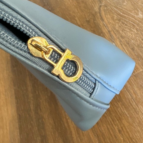 Salvatore Ferragamo Turkish Airlines Business Class Toiletry Amenity Travel bag - Picture 3 of 7
